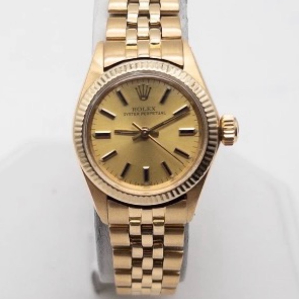 Rolex Women'PERPETUAL 18k Yellow Gold Ladies just serviced